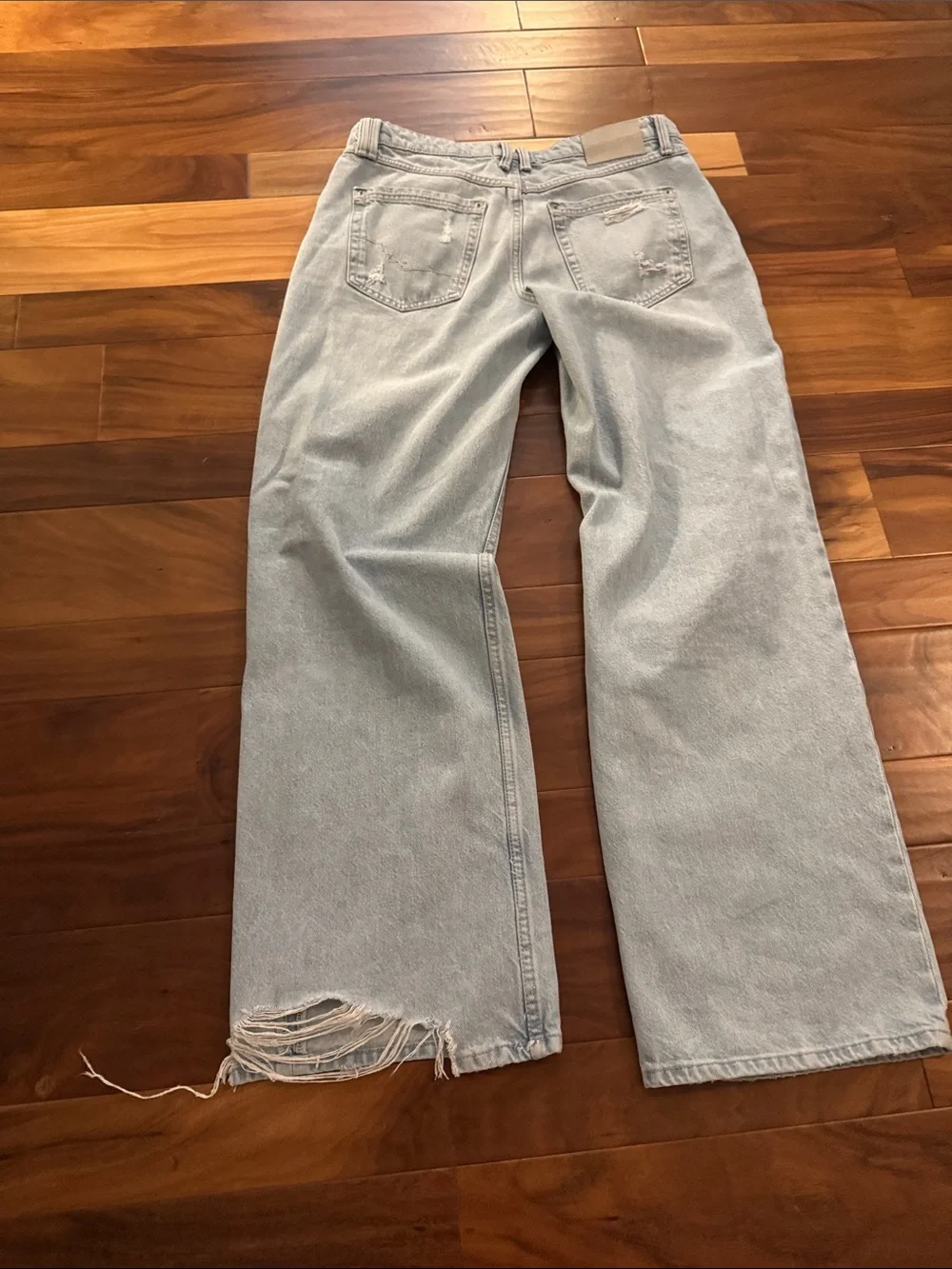 We The Free Tennessee Low-Rise Boyfriend Jeans  size 29